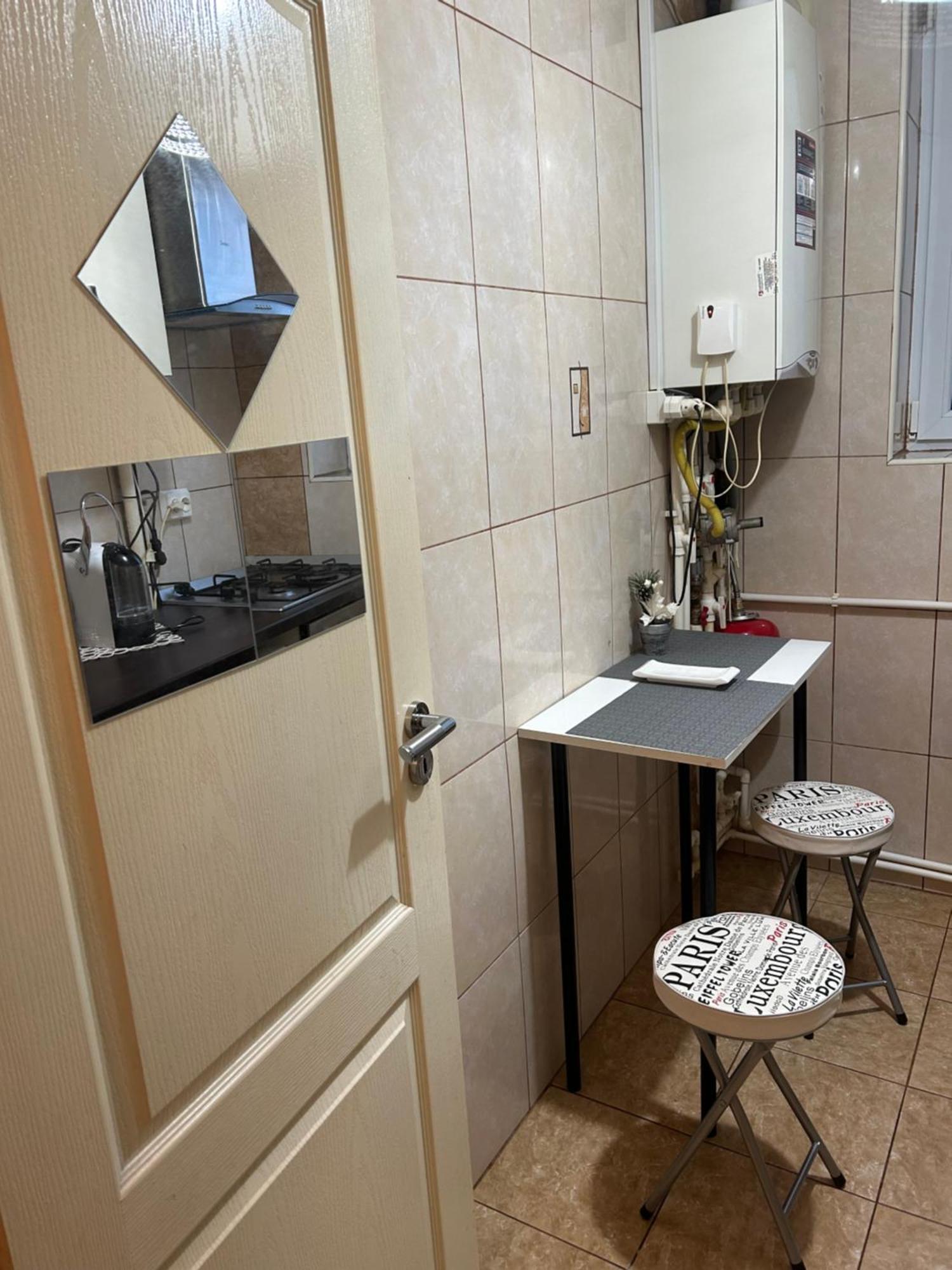 Appartement Little Paris Gare Du Nord à Bucarest Extérieur photo